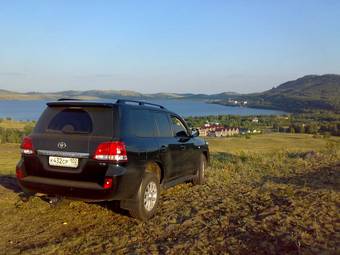 2008 Toyota Land Cruiser Photos