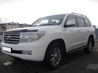 2008 Toyota Land Cruiser Photos