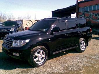 2008 Toyota Land Cruiser Pictures