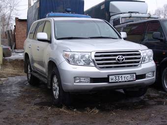 2008 Toyota Land Cruiser Photos