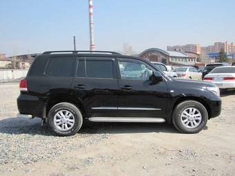 2008 Toyota Land Cruiser Photos