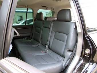 2008 Toyota Land Cruiser Pictures