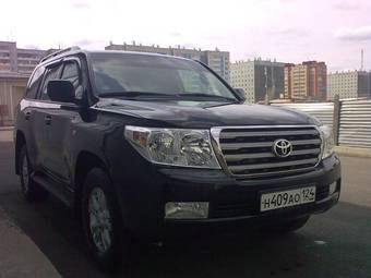 2008 Toyota Land Cruiser Pictures