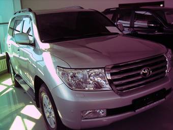 2008 Toyota Land Cruiser Pictures