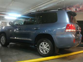 2008 Toyota Land Cruiser Pictures