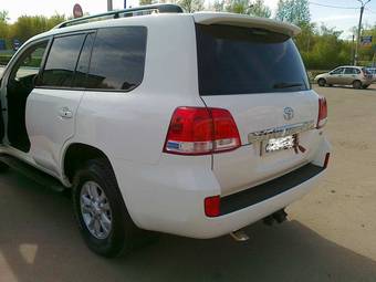 2008 Toyota Land Cruiser Pictures