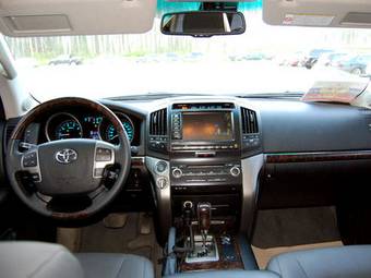 2008 Toyota Land Cruiser Photos