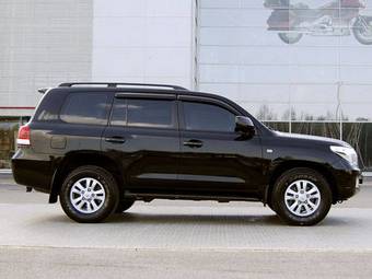 2008 Toyota Land Cruiser Photos