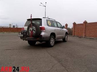 2008 Toyota Land Cruiser Photos