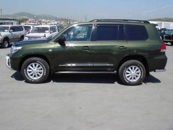 2008 Toyota Land Cruiser Photos