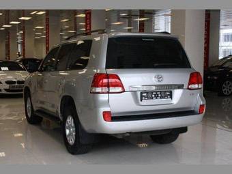 2008 Toyota Land Cruiser Photos