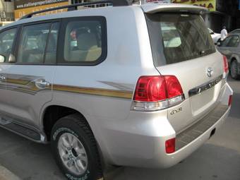 2009 Toyota Land Cruiser Photos