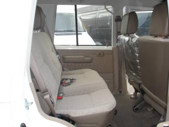 2009 Toyota Land Cruiser Pictures