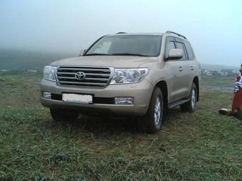 2009 Toyota Land Cruiser Images