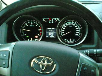 2009 Toyota Land Cruiser Photos