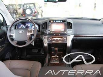 2009 Toyota Land Cruiser Pictures