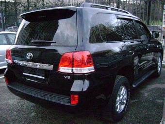 2009 Toyota Land Cruiser Images
