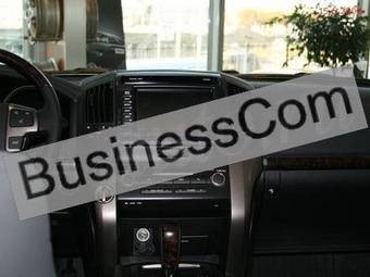 2009 Toyota Land Cruiser Photos