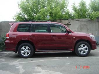2009 Toyota Land Cruiser Photos