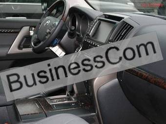 2009 Toyota Land Cruiser Photos