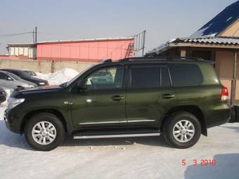 2009 Toyota Land Cruiser Photos