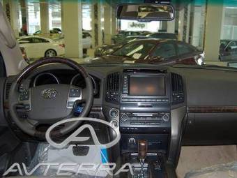 2009 Toyota Land Cruiser Photos