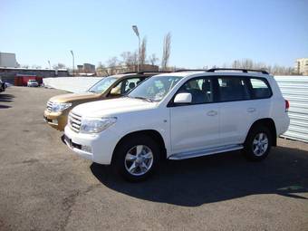 2009 Toyota Land Cruiser Photos