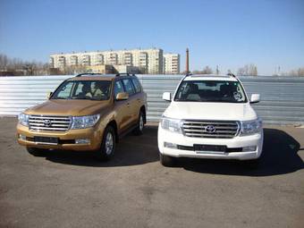 2009 Toyota Land Cruiser Pictures