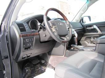 2009 Toyota Land Cruiser Pictures
