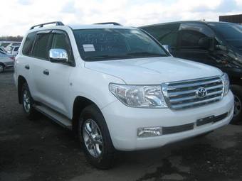 2009 Toyota Land Cruiser Photos