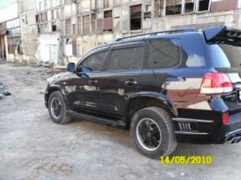 2009 Toyota Land Cruiser Photos