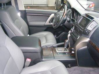 2009 Toyota Land Cruiser Images
