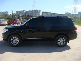 2009 Toyota Land Cruiser Pictures