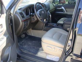 2009 Toyota Land Cruiser Images