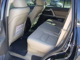2009 Toyota Land Cruiser Pictures