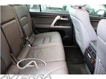 2010 Toyota Land Cruiser Pictures