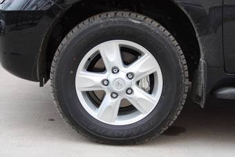 2010 Toyota Land Cruiser Images