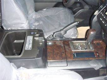 2010 Toyota Land Cruiser Pictures