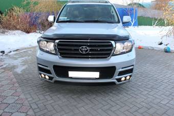 2010 Toyota Land Cruiser Pictures