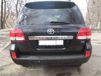 2010 Toyota Land Cruiser Pictures