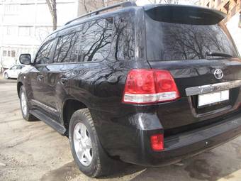 2010 Toyota Land Cruiser Pictures