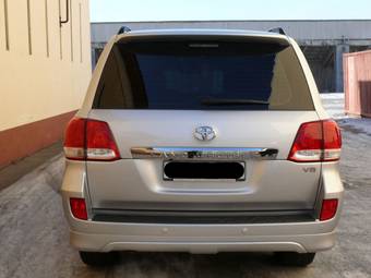 2010 Toyota Land Cruiser Images