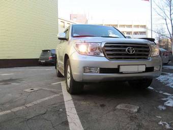 2010 Toyota Land Cruiser Photos
