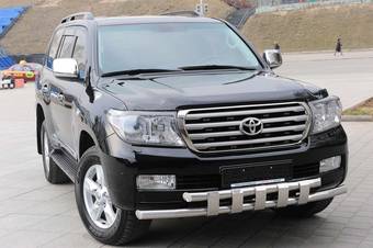 2010 Toyota Land Cruiser Photos