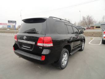 2010 Toyota Land Cruiser Pictures