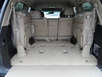 2010 Toyota Land Cruiser Images