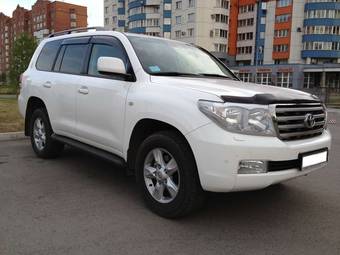 2010 Toyota Land Cruiser Pictures