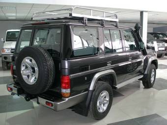 2011 Toyota Land Cruiser Photos