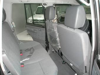 2011 Toyota Land Cruiser Pictures