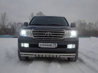 2011 Toyota Land Cruiser Photos